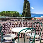 Stone House Dragan In The Very Center, With Pool Table, Two Balconies And The Sea View *
