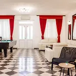 Сasa de vacaciones Stone House Dragan In The Very Center, With Pool Table, Two Balconies And The Sea View