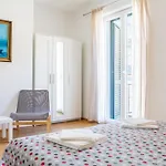 Stone House Dragan In The Very Center, With Pool Table, Two Balconies And The Sea View Сasa de vacaciones
