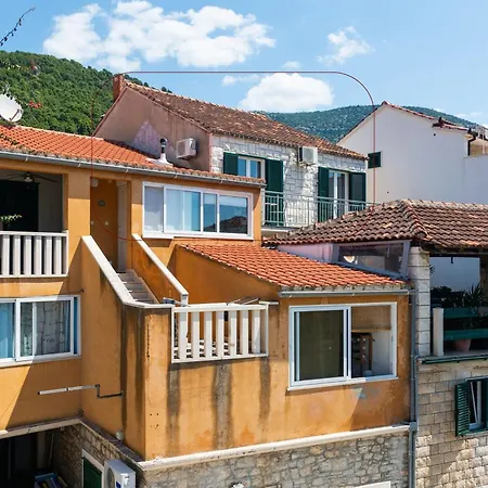 Stone House Dragan In The Very Center, With Pool Table, Two Balconies And The Sea View
