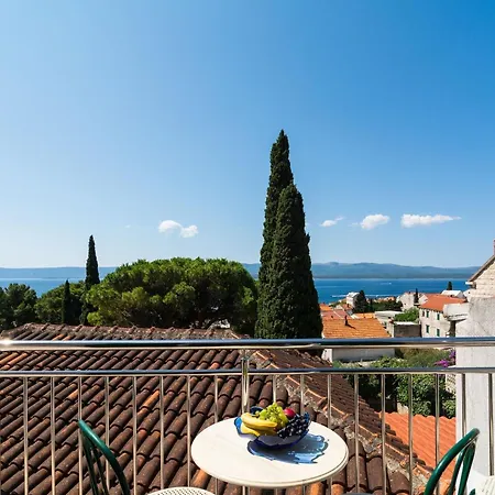 Stone House Dragan In The Very Center, With Pool Table, Two Balconies And The Sea View Holiday home *