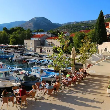 Stone House Dragan In The Very Center, With Pool Table, Two Balconies And The Sea View *