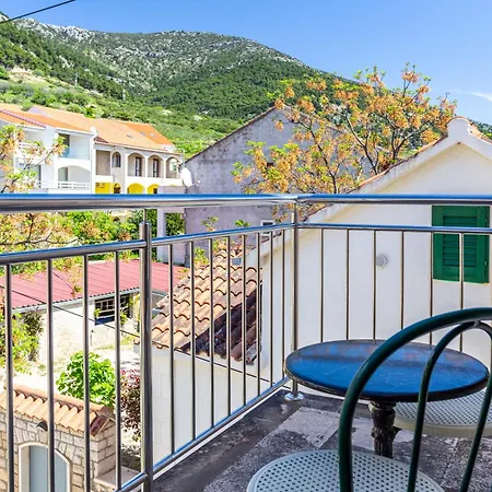 Stone House Dragan In The Very Center, With Pool Table, Two Balconies And The Sea View * Bol
