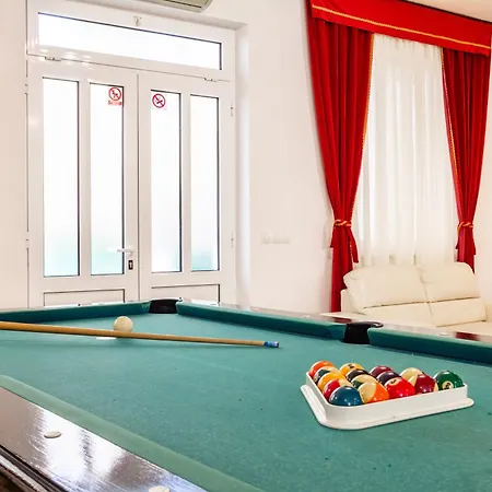 Stone House Dragan In The Very Center, With Pool Table, Two Balconies And The Sea View Holiday home Bol