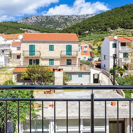 Stone House Dragan In The Very Center, With Pool Table, Two Balconies And The Sea View *