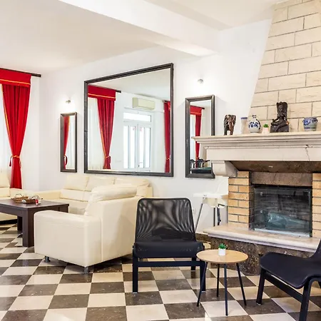 Stone House Dragan In The Very Center, With Pool Table, Two Balconies And The Sea View * Bol