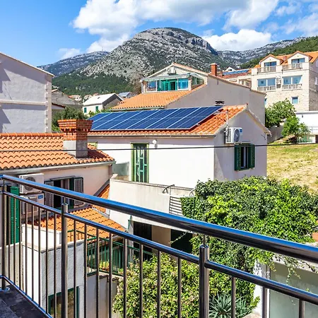 Stone House Dragan In The Very Center, With Pool Table, Two Balconies And The Sea View